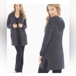 Barefoot Dreams Cozy Chic Lite
Gray Resort Soft Hooded Cardigan
Sweater Size Sm